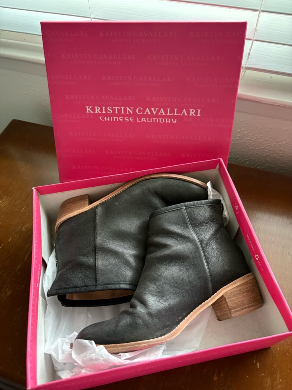 Kristin Cavallari Chinese Laundry Maddox Bootie Women's Size 8 With Box